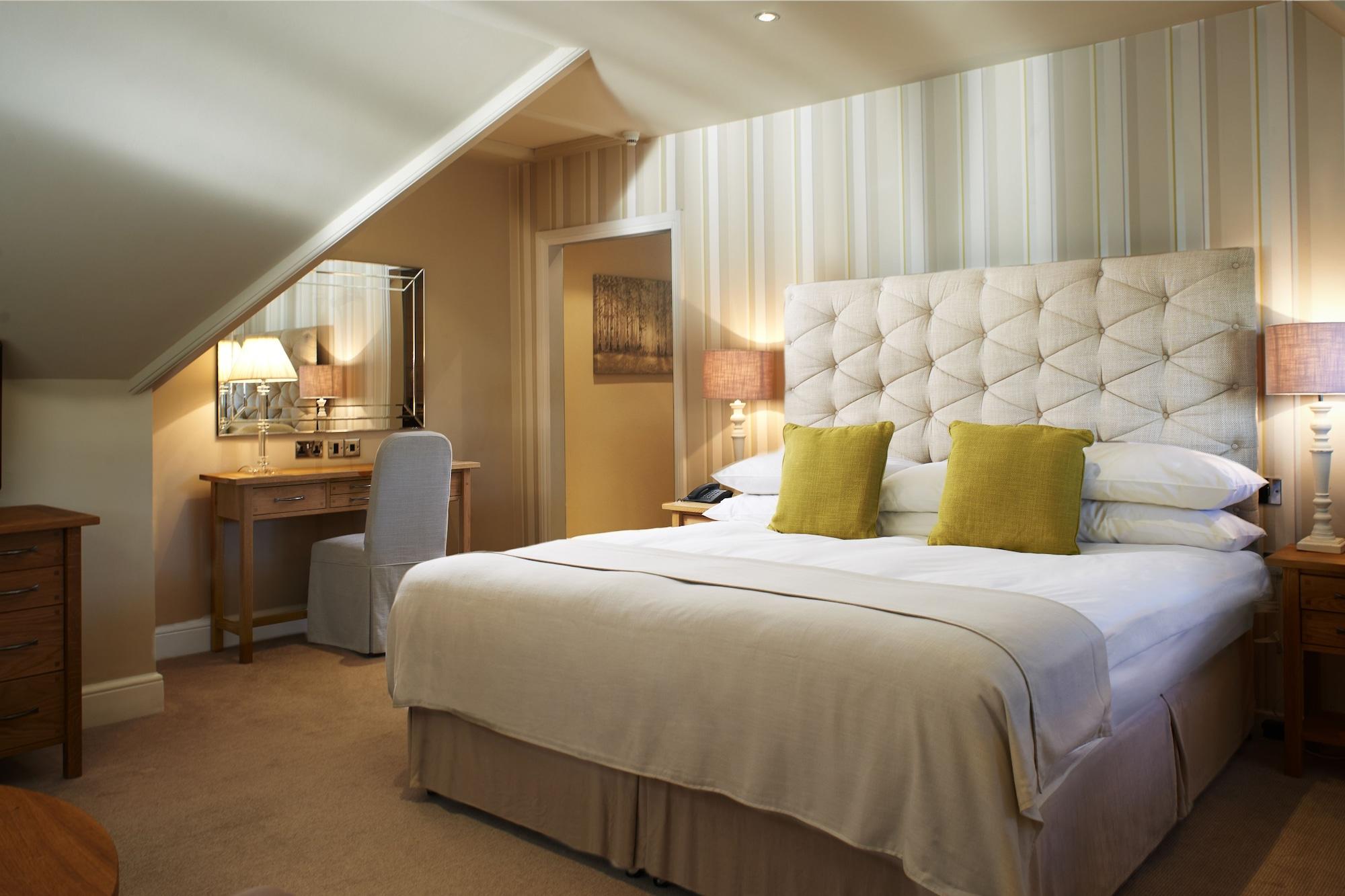 Hotel The Manor Elstree Extérieur photo