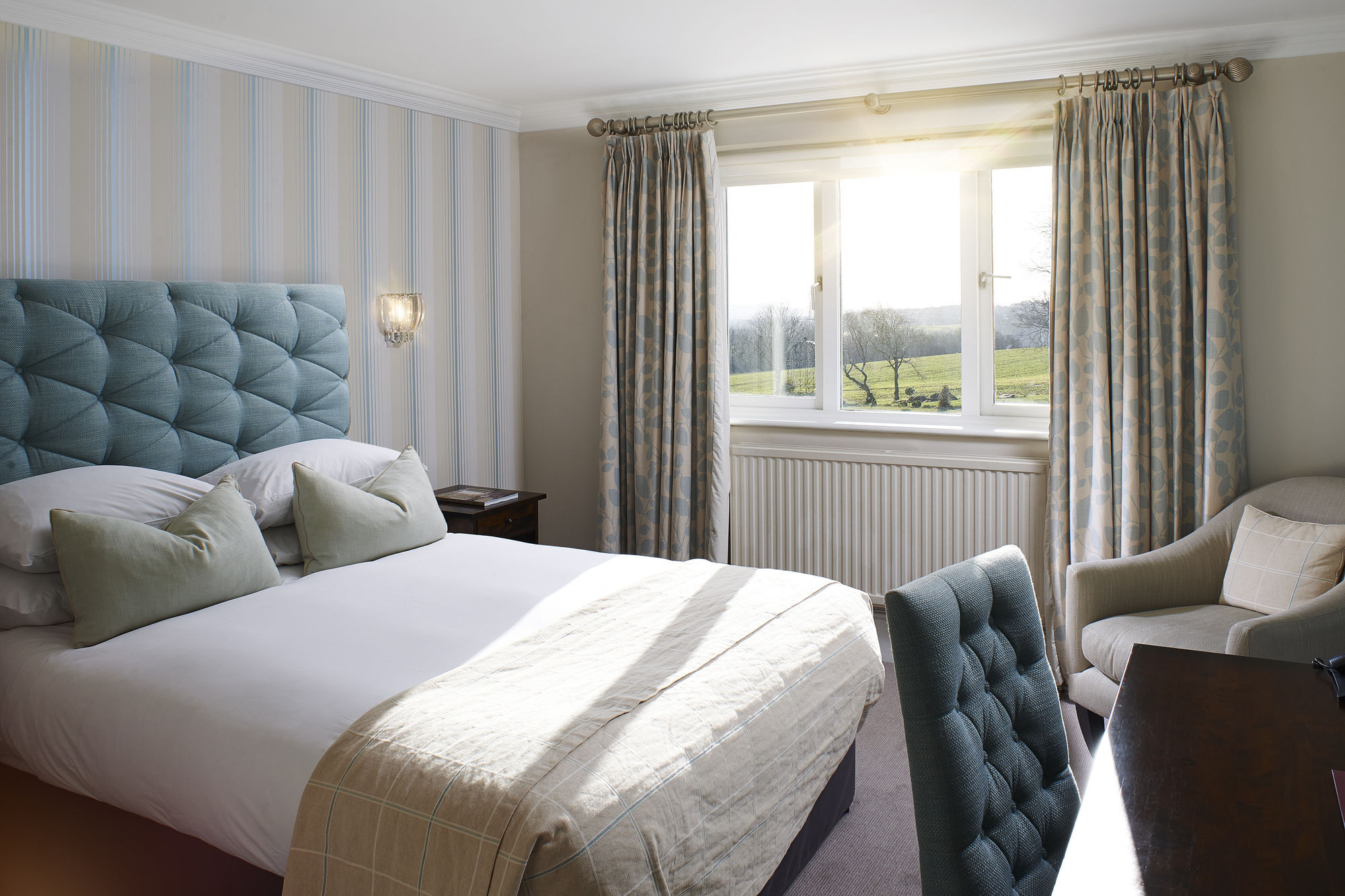Hotel The Manor Elstree Extérieur photo